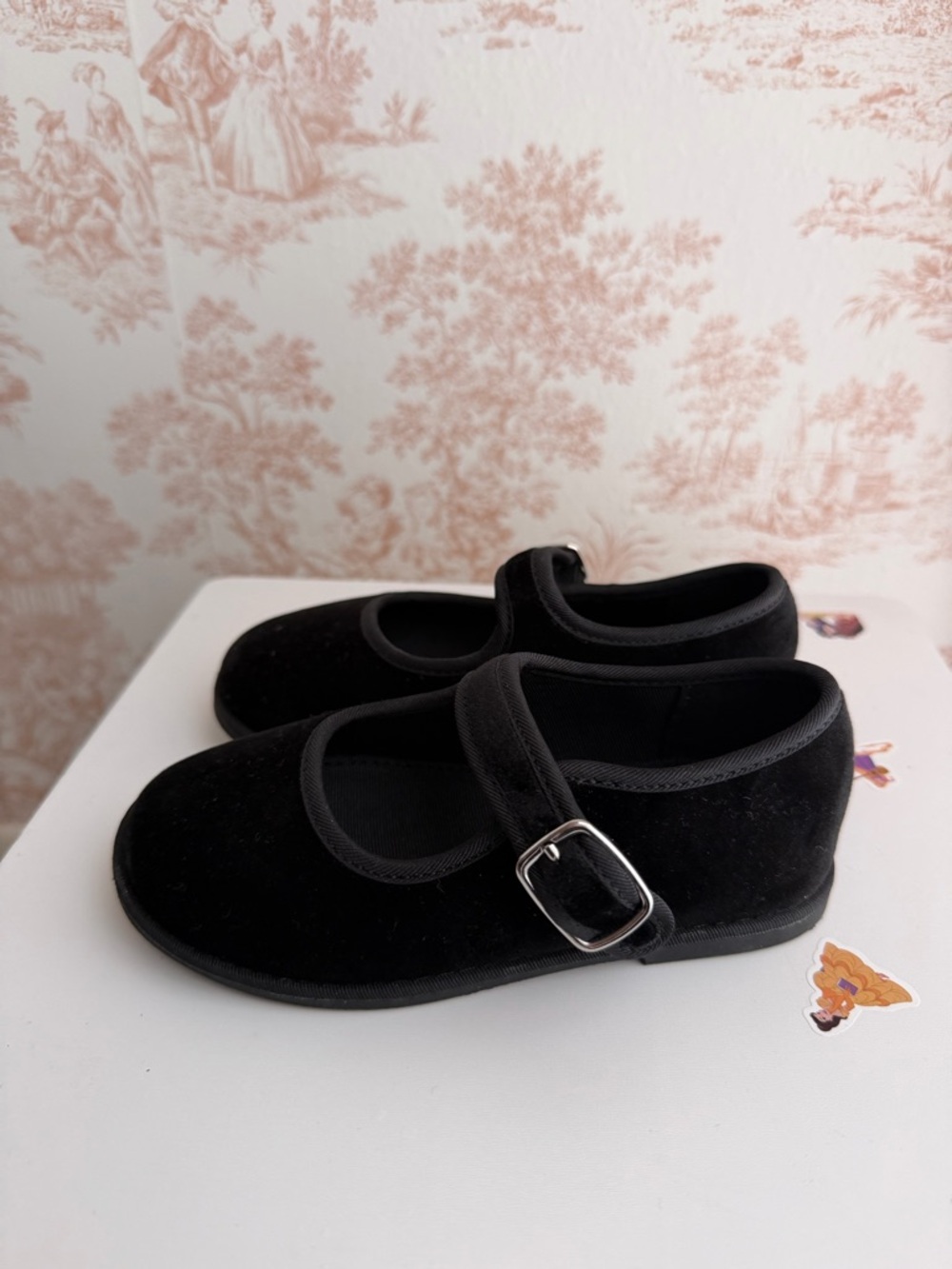 Zara Kids Black Mary Jane Shoes with Buckle Strap. Size 8.5 toddler
